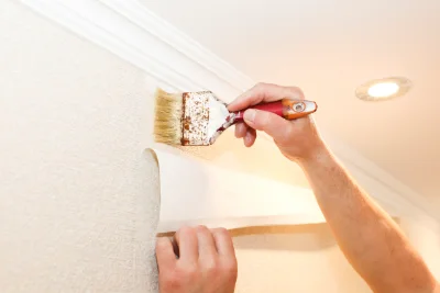 Pose de papier peint au Beaucet — revêtements muraux et toiles de verre
